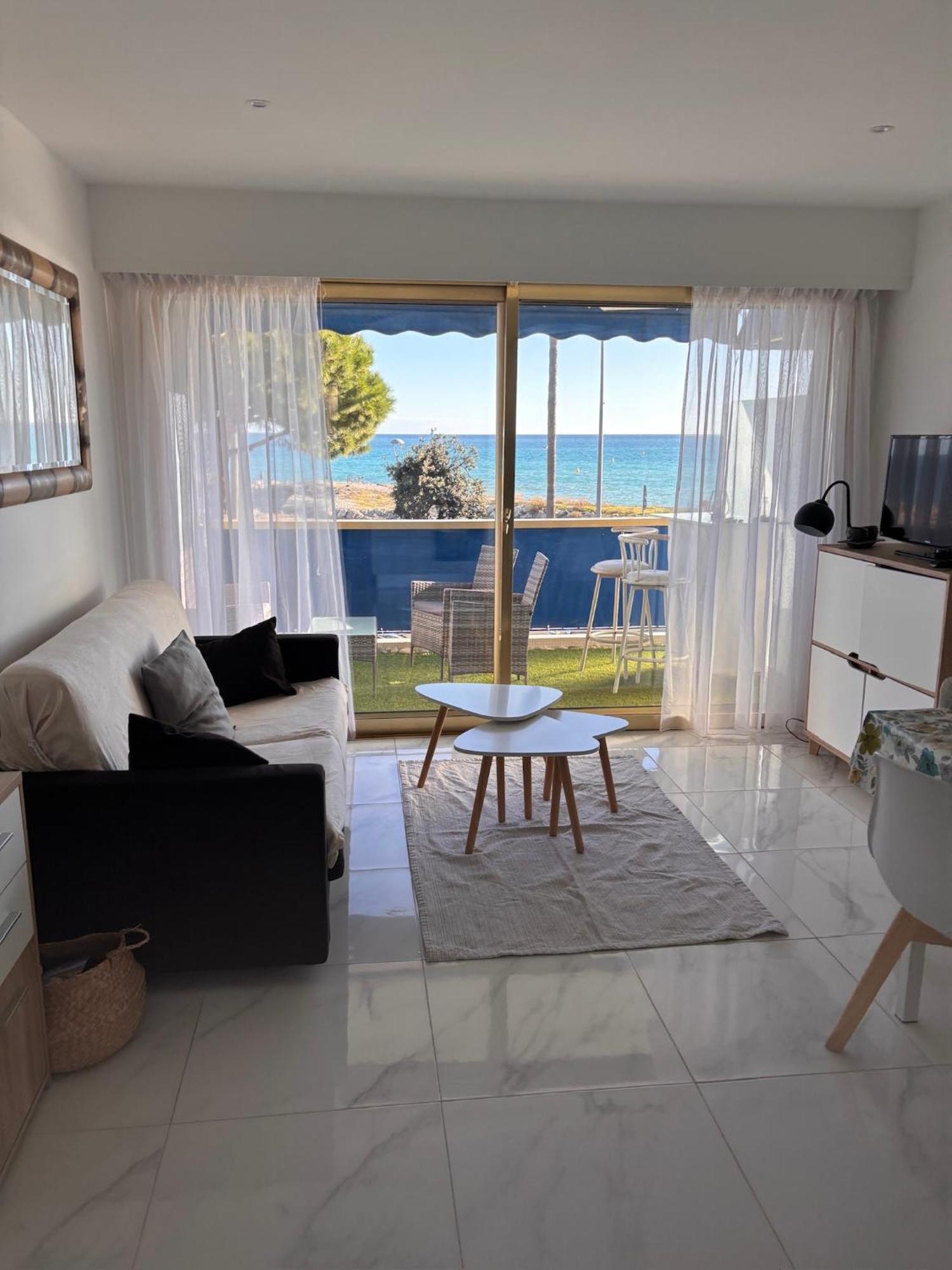 Front De Mer,Plage, Piscine, Parking Кань-сюр-Мер Экстерьер фото